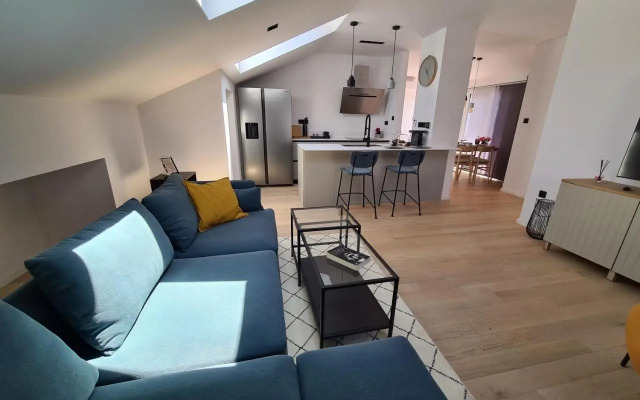 Guesthouse Porto 100m see, close Sandy beach, Pebble beach