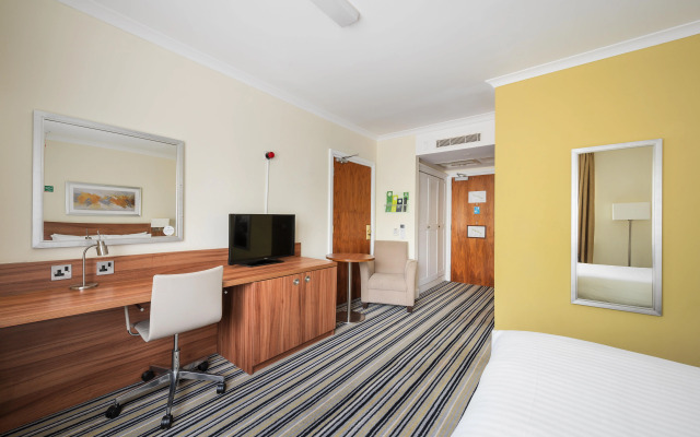 Holiday Inn Glasgow East Kilbride by IHG