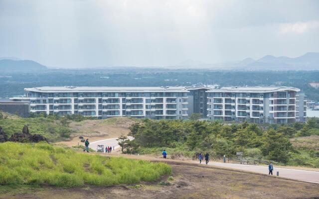 Phoenix Island Ocean Star Resort