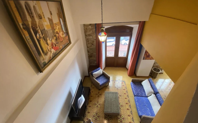 Oasis Hotel