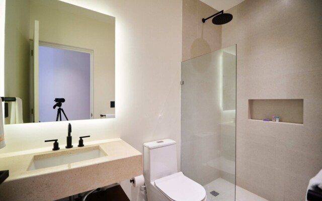 Tulum 525 #201 By Lockey