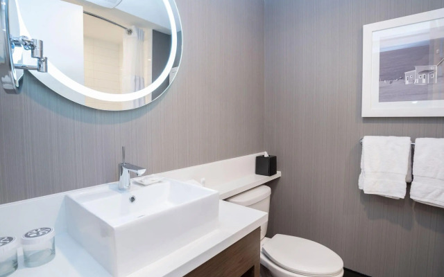 Sandman Signature St. John's Hotel