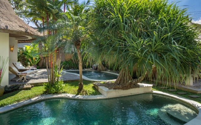 Tirta Naga Villa