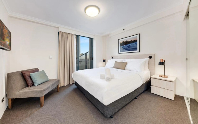 KOZYGURU Sydney CBD Best Location 1 Bed APT NHA317-502A