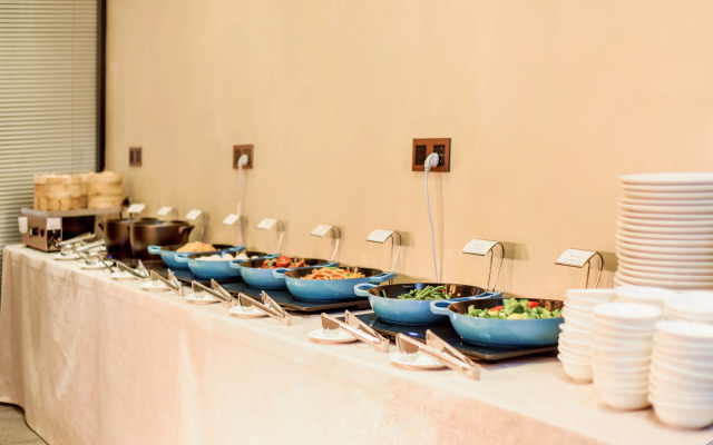 Kuanrong Suite Hotel (Chimelong Wanda Store in Panyu, Guangzhou)