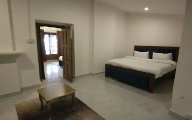 Misty Peaks Resort
