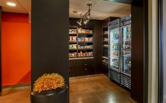 Courtyard By Marriott Dallas - Lewisville