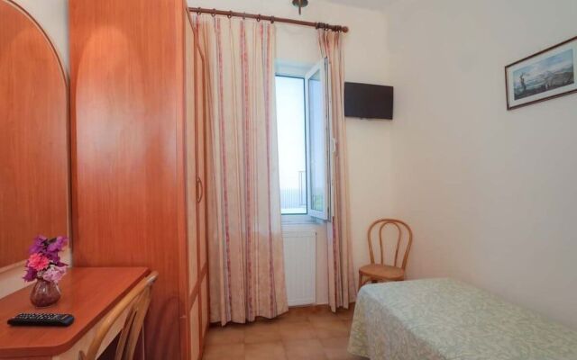 Hotel Pensione Monti