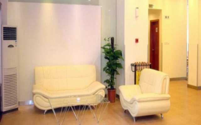 7 Days Premium Nanchang Train Station