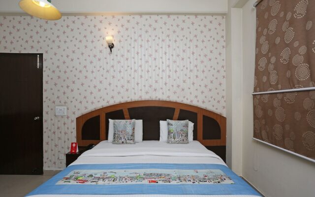OYO 9068 Hotel Green View