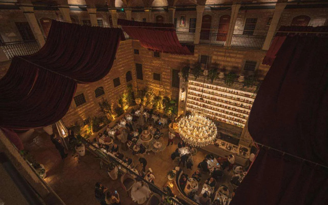 Han 1772 Hotel