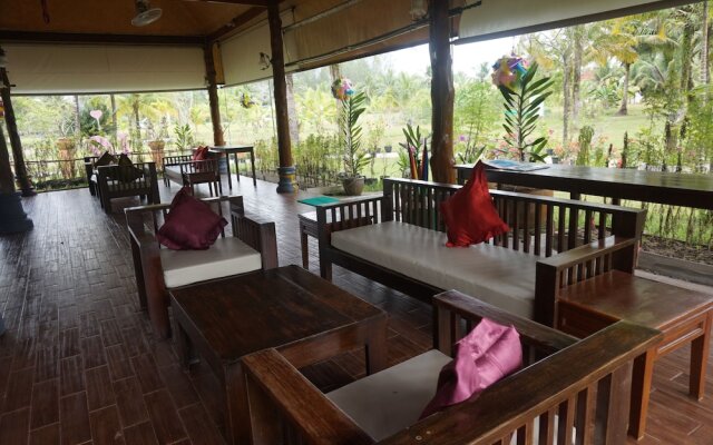 Anandah Beach Resort