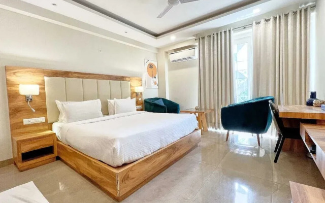 Golf View Suites