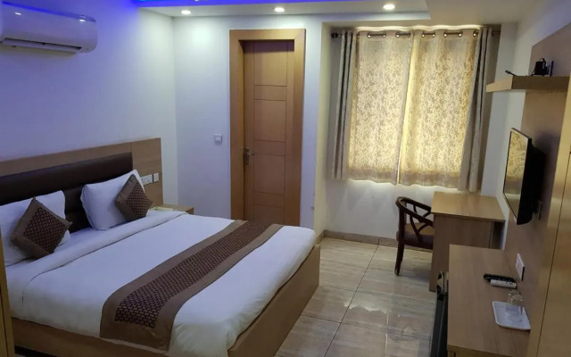 BlueNeck Sec 47 near Medanta -The Medicity' Gurugram