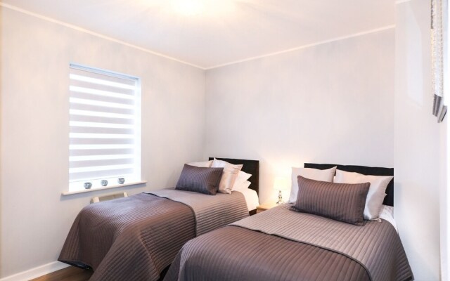 The Cambrian Apartment - Wrexham