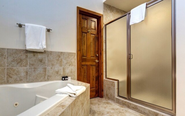 Abode at Four Lakes