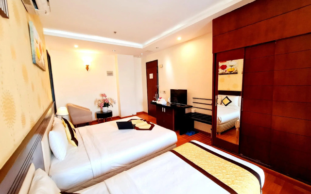Happy Life Hotel