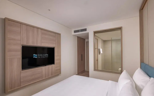 A La Carte Ha Long Bay Residence