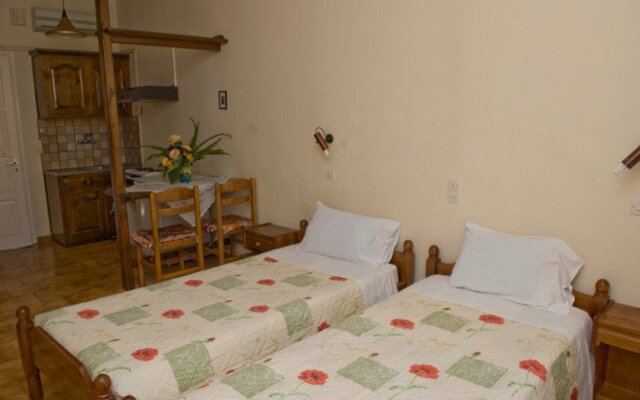 Katerina Studios & Apartments
