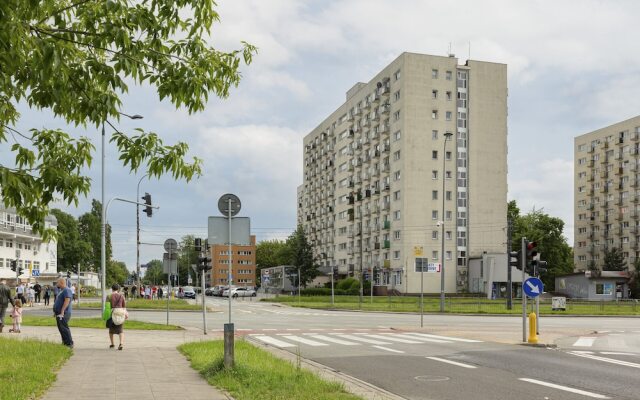 ?oliborz Modern 8th Floor by Renters