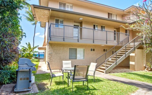 Lokelani #B203 - 2 Br condo by RedAwning