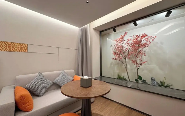 UrCove by Hyatt Shanghai on the Bund