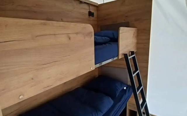 Safari Tent With Bathroom, 9 km From Maastricht