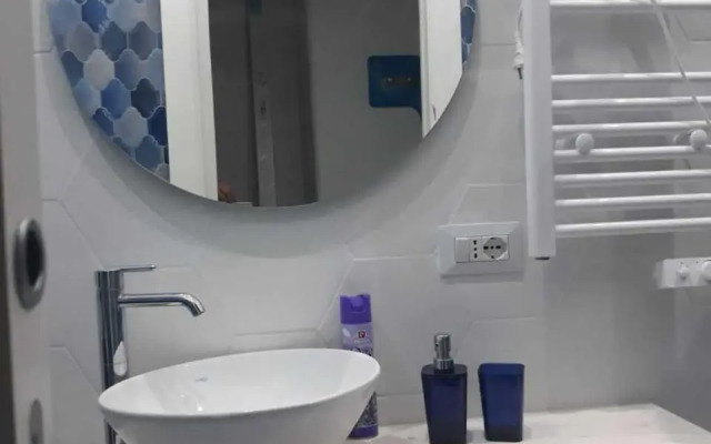 IM INTERNATIONAL 1 - Galleria Raggio 3/9