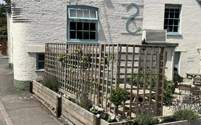 The Fleur de Lys Inn