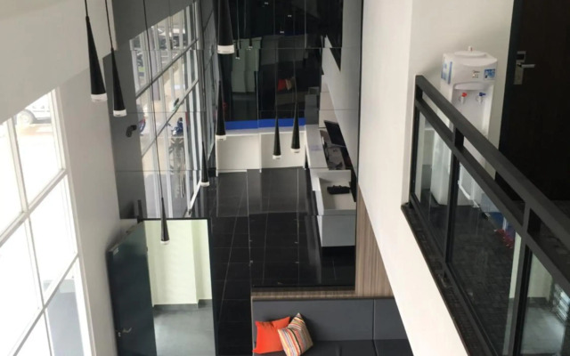 Hotel Zamburger Shah Alam