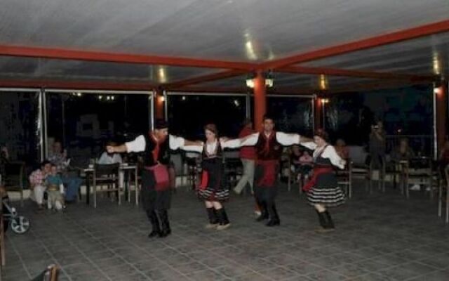Relax Hotel