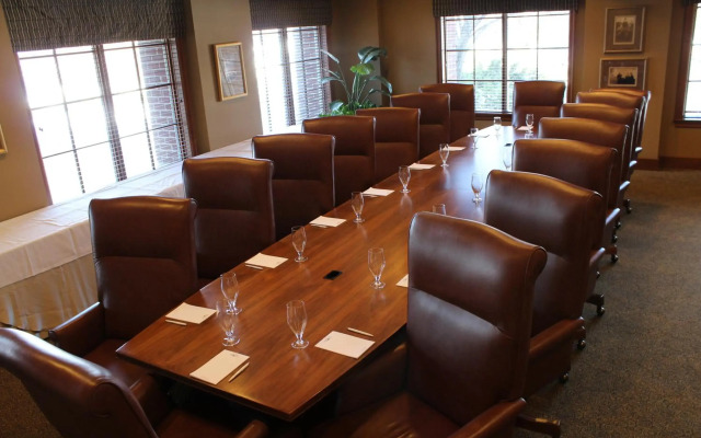 The Glen Club