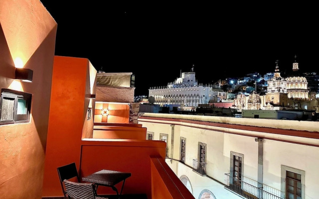 Suites Del Jardin Principal