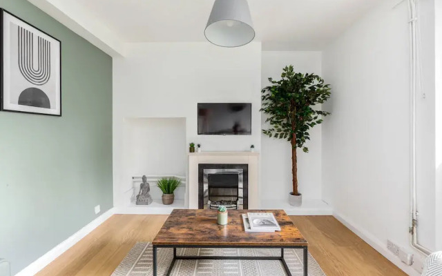 The Canonbury Villas