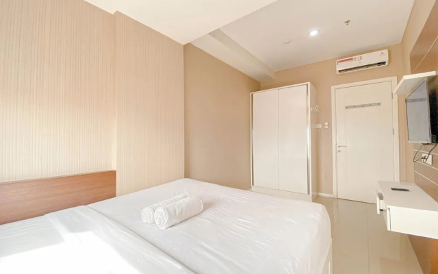 Modern 2Br Apartment Without Living Room At Parahyangan Residence