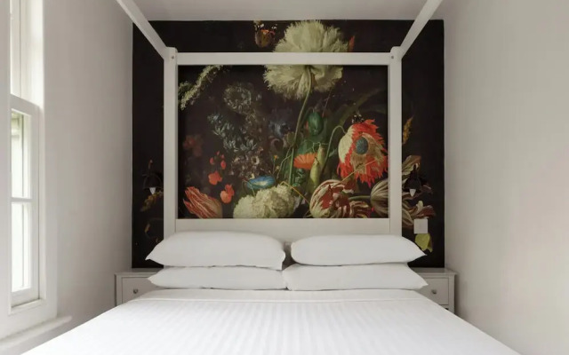 Bathurst Mews II by Onefinestay
