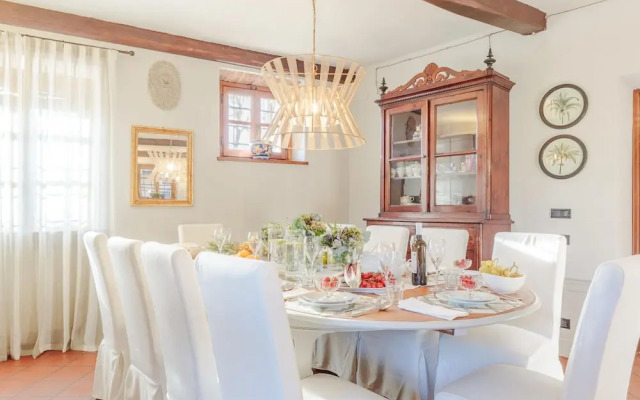 Amore Farmhouse Retreat