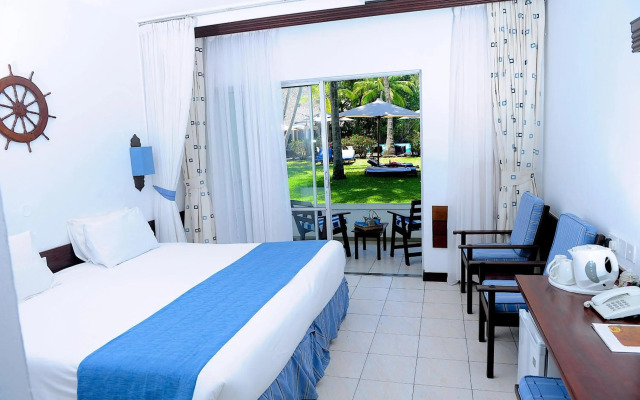 Voyager Beach Resort