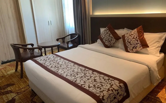 A1 Royal hotel Riverside