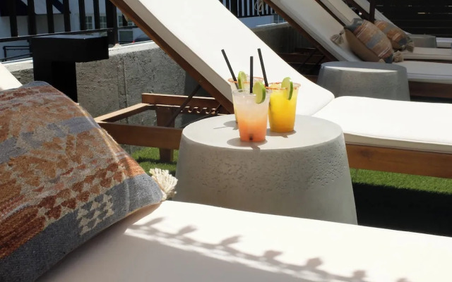 Brut Hotel