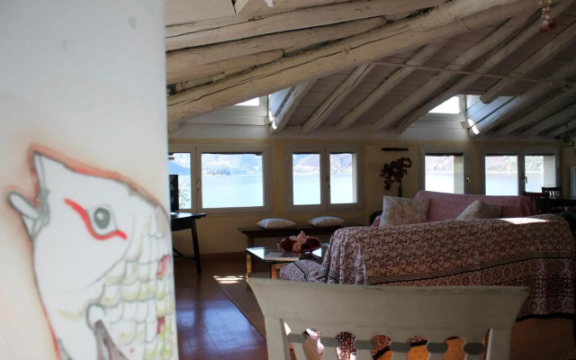 L'Oleandro Sul Lago d'Iseo B&B