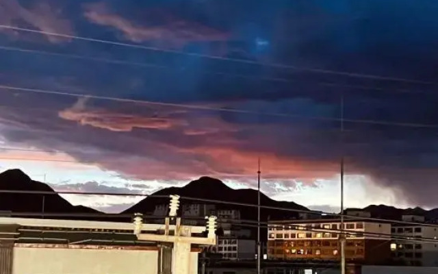 Shigatse Tangka Hotel