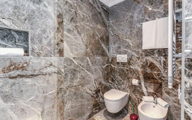 Spanish Steps Oasis Suites