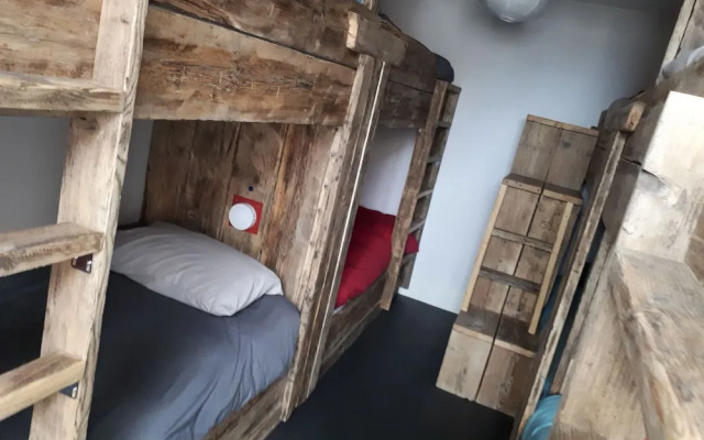 Ty Glyndwr Bunkhouse Bar and Cafe - Hostel