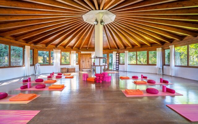 Felix Hotels - Galanias Hotel & Retreat