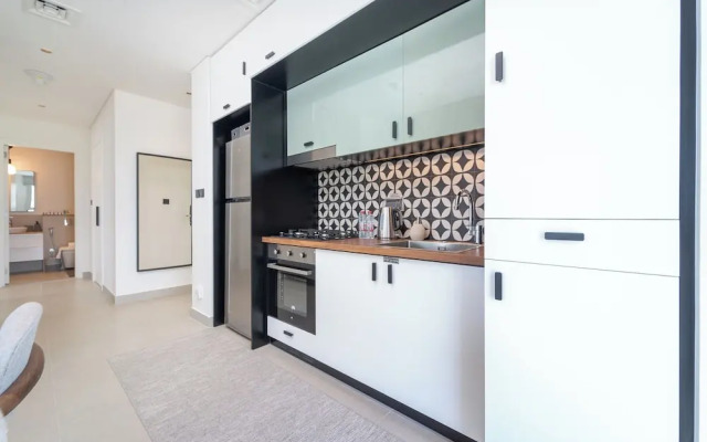 Cozy 2BD Work in Style Dubai Hills