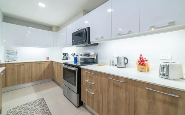 CR Luxury La Estancia Floresta 05 3 Bdrm