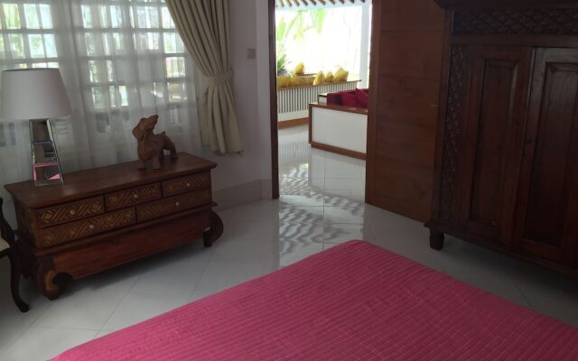 Yogyakarta Tropicana Villa