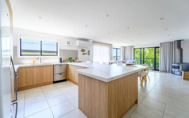 Your Ocean Oasis Ocean Country Views Spa Pet Friendly Fireplace