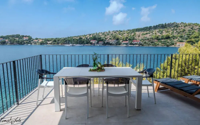 Discover Lastovo